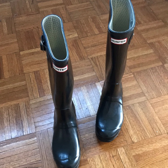 Hunter tall black rain boots - Picture 1 of 3